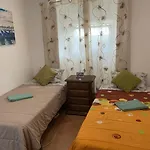 House And In 招待所 2*