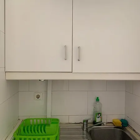 House And In 2* ליסבון
