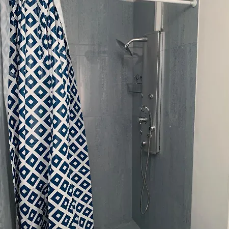 בית הארחה House And In 2*