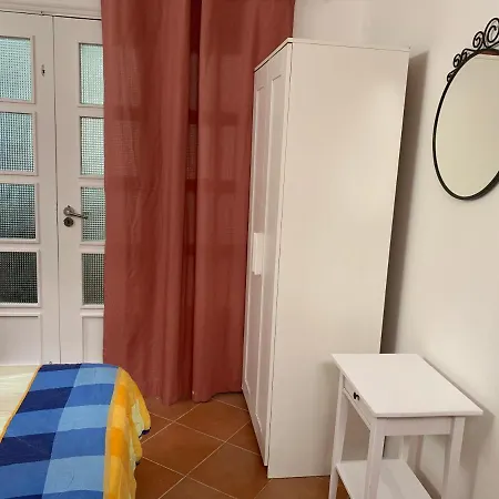 בית הארחה House And In