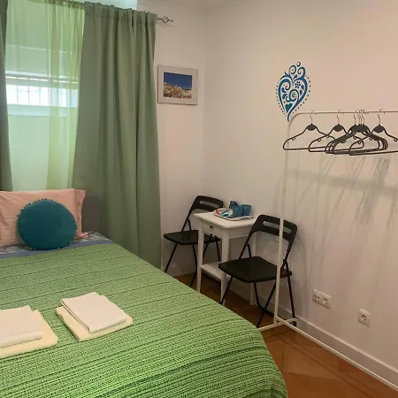 Gasthof House And In Lissabon