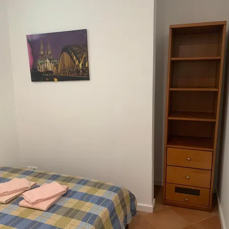 House And In בית הארחה 2*