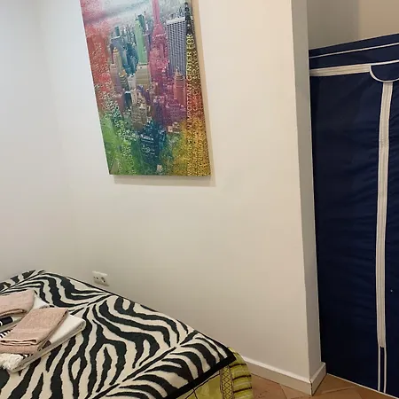 בית הארחה House And In