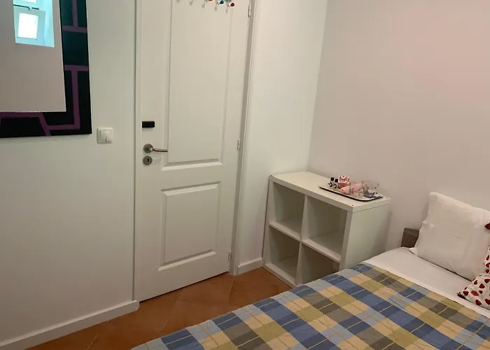 בית הארחה House And In