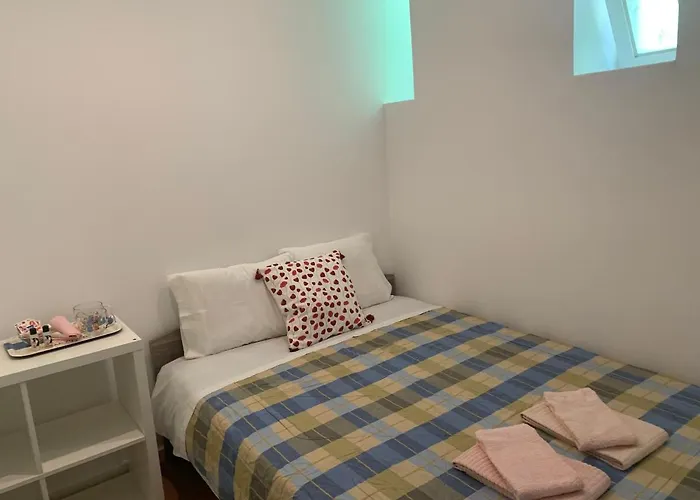 House And In בית הארחה ליסבון