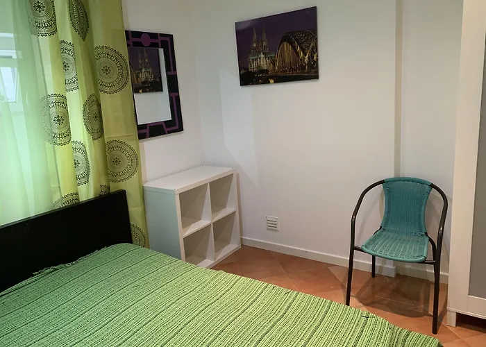 House And In 2* ליסבון