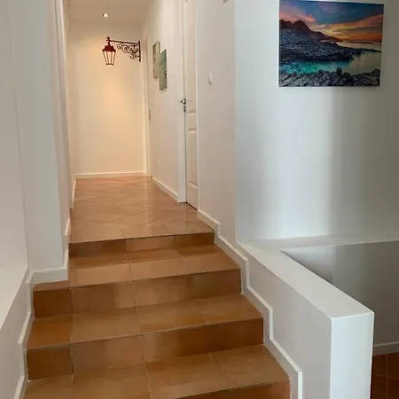 Gasthof House And In Lissabon