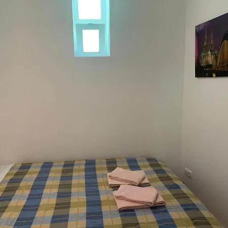 House And In 2*